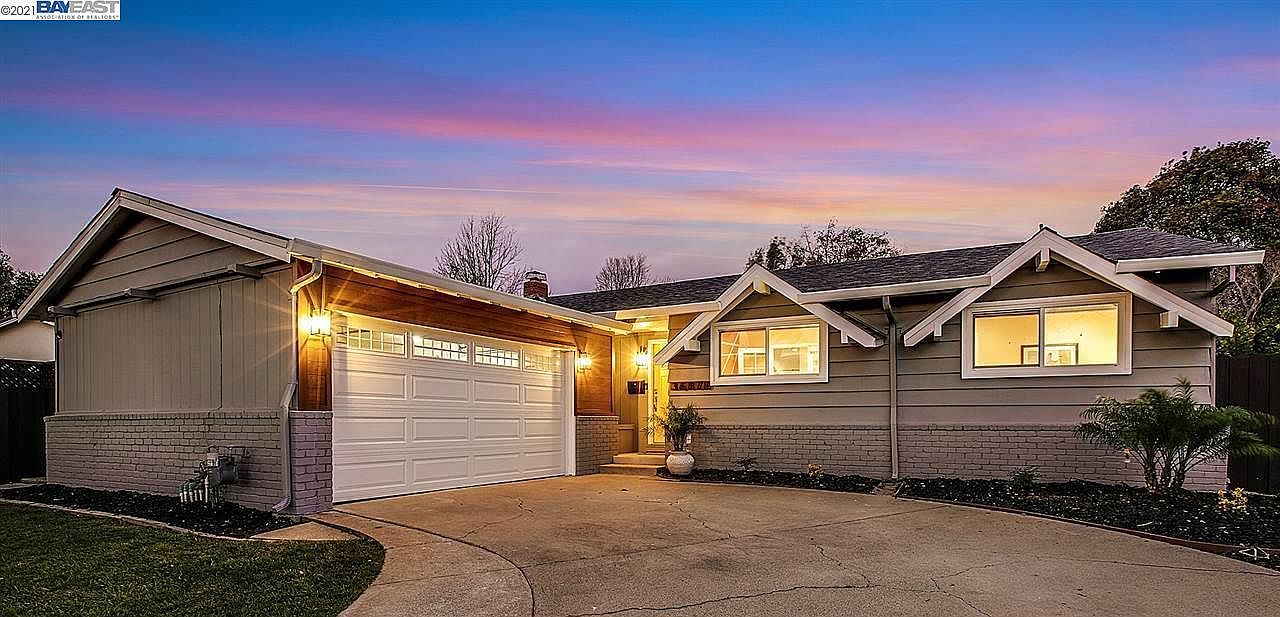 36878 Oak St photo 4