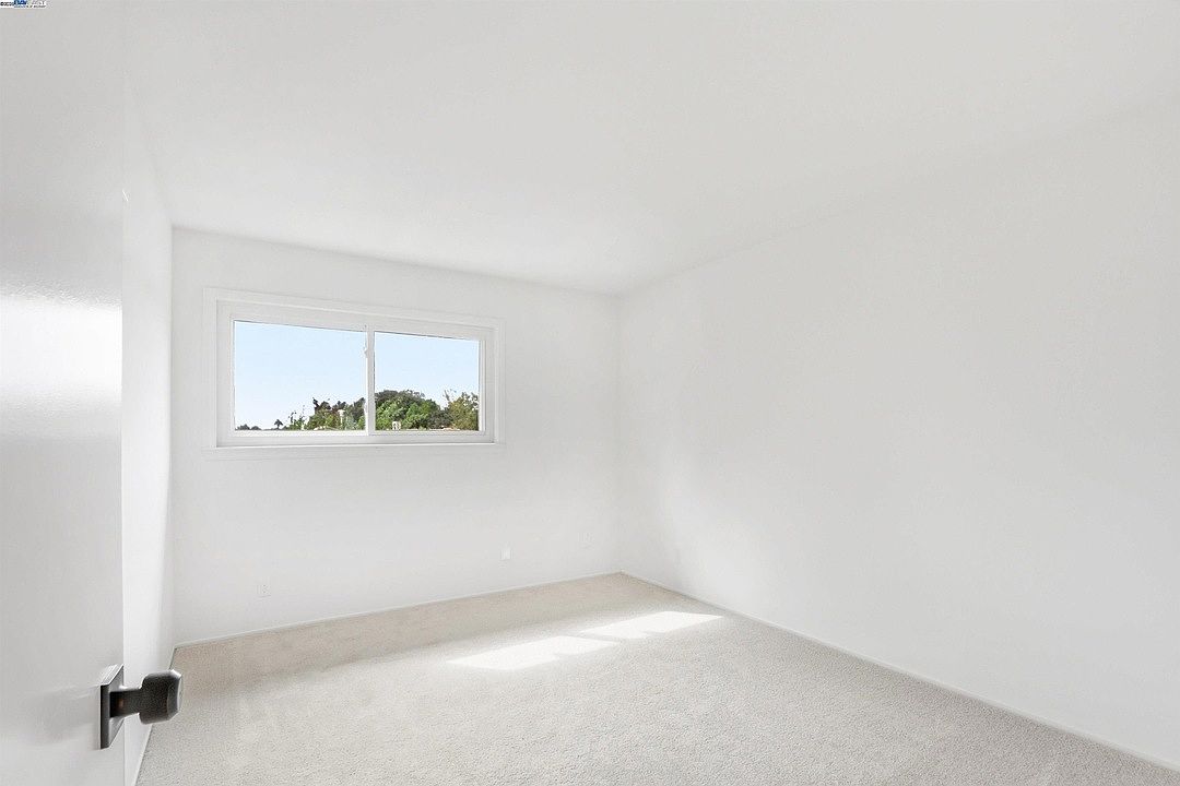 37721 Madera Ct photo 2