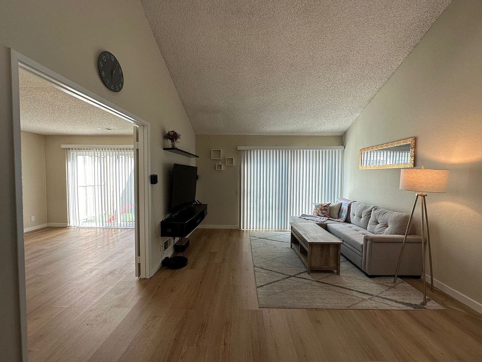 39601 Fremont Blvd photo 3