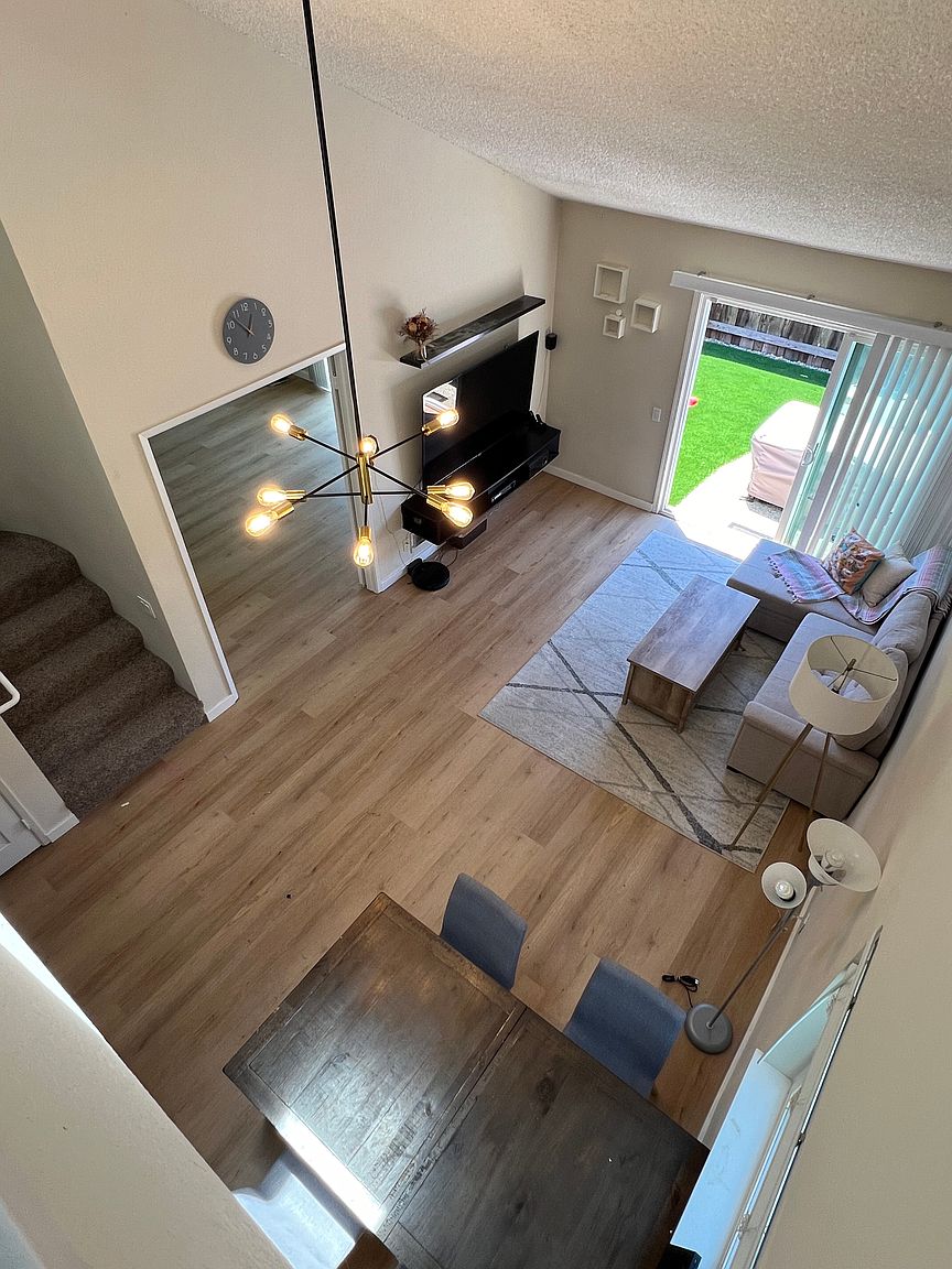 39601 Fremont Blvd photo 2