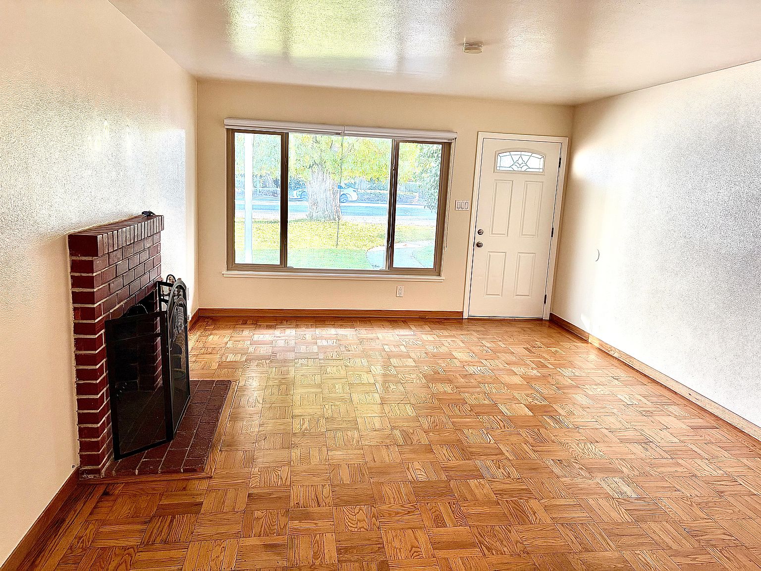 3033 Peralta Blvd photo 3