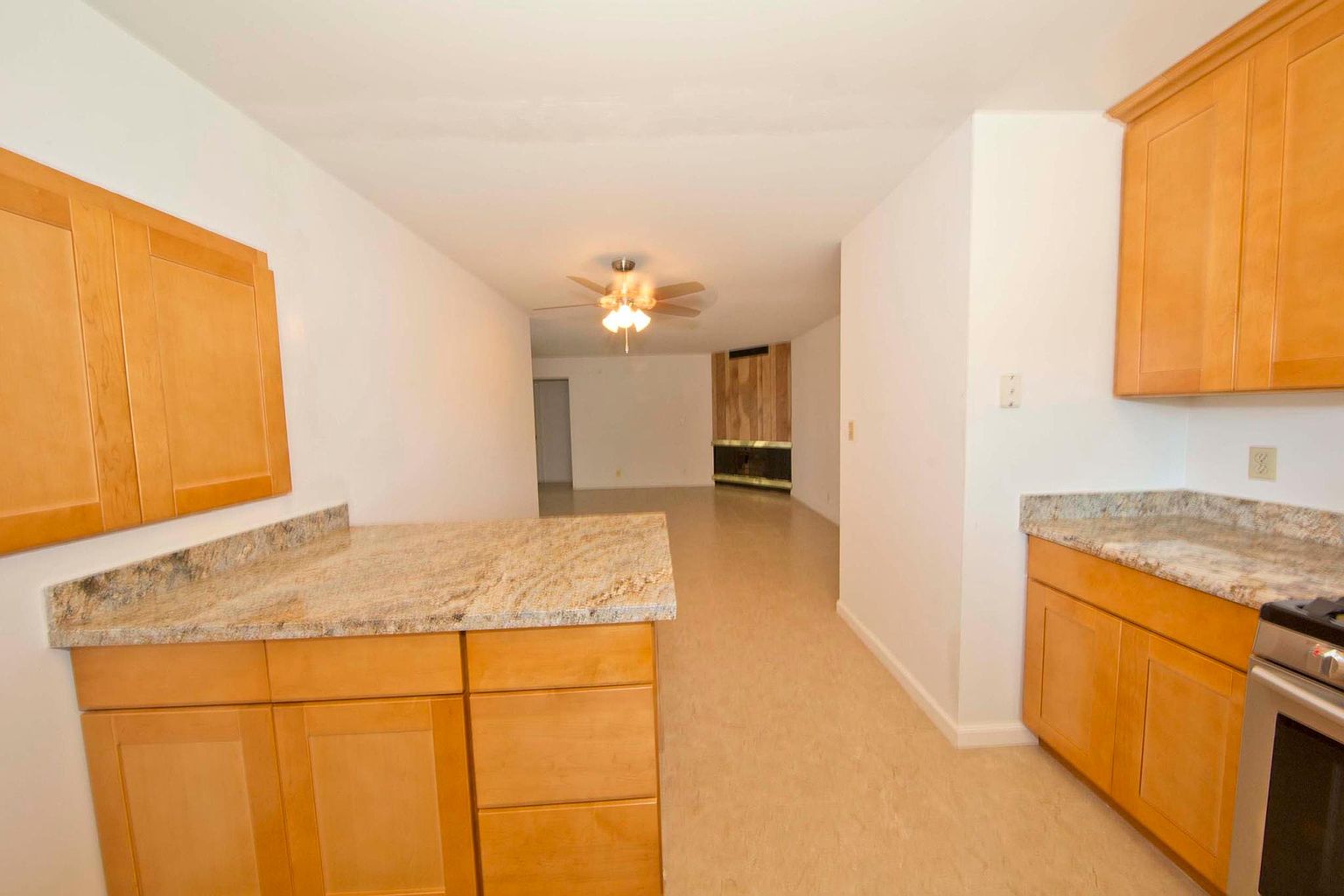 3501 Lancaster Ct photo 3