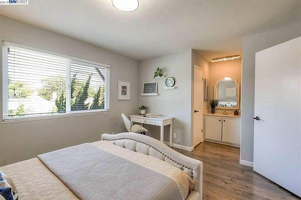 38228 Paseo Padre Pkwy photo 4