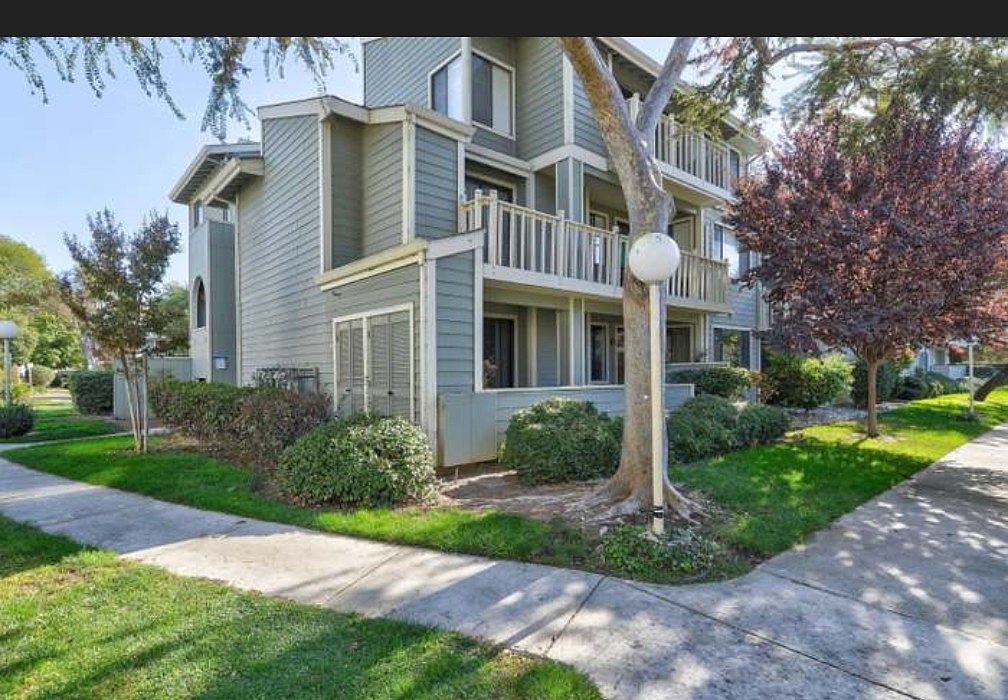 3660 Knollwood Ter photo 4