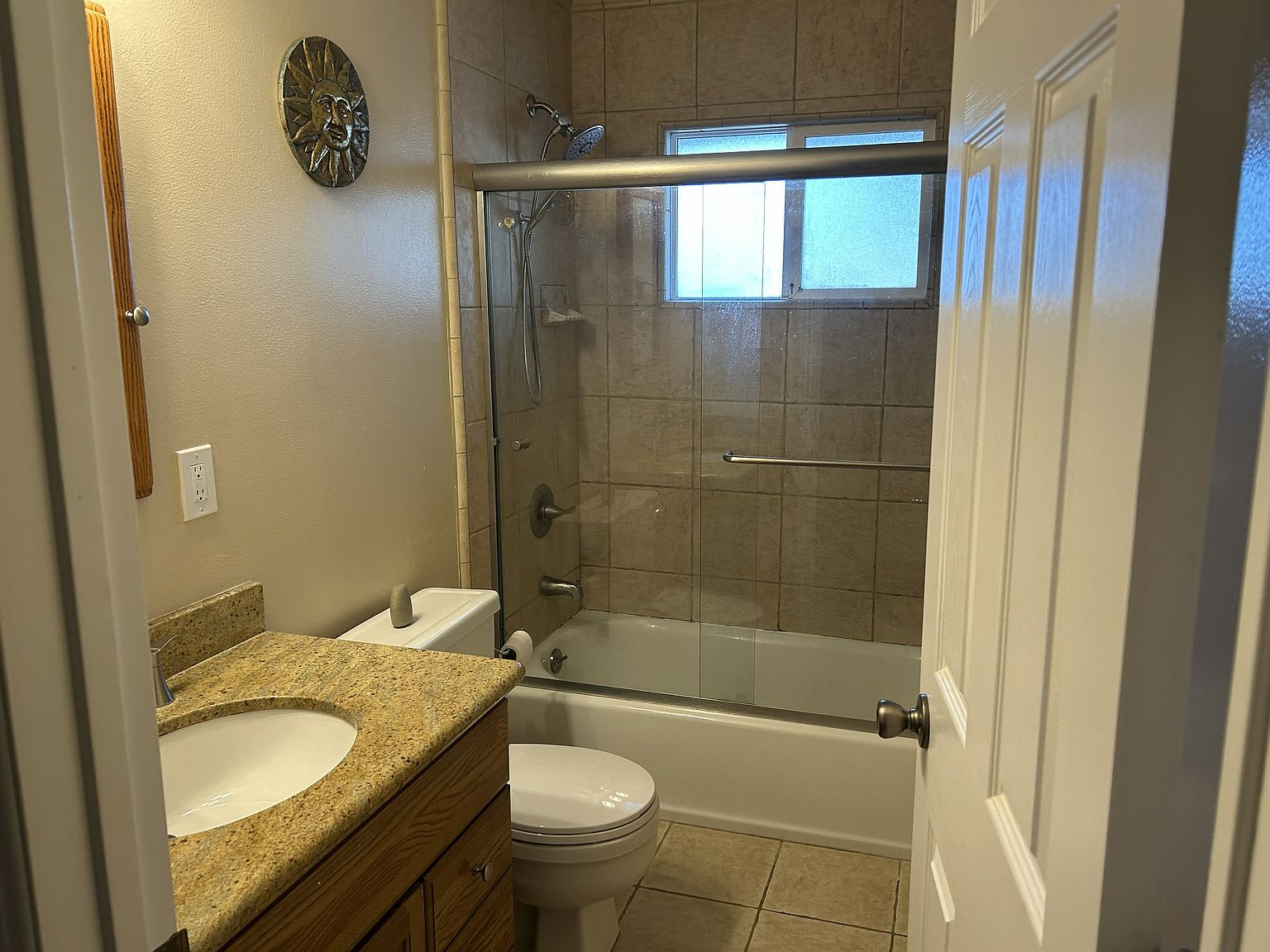 891 Vanda Way photo 5