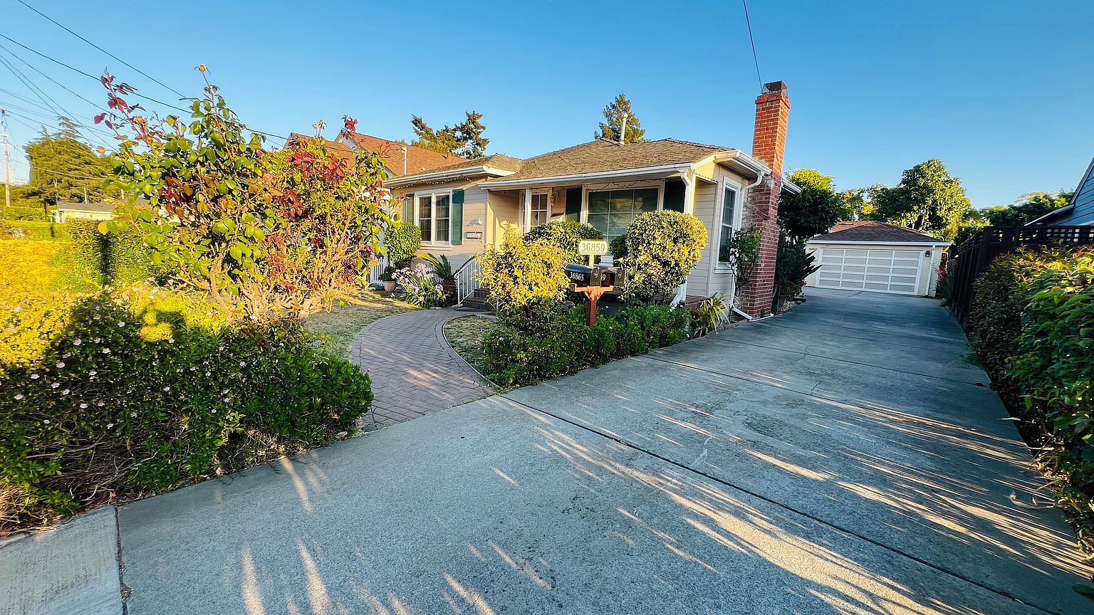 36865 Niles Blvd photo 2