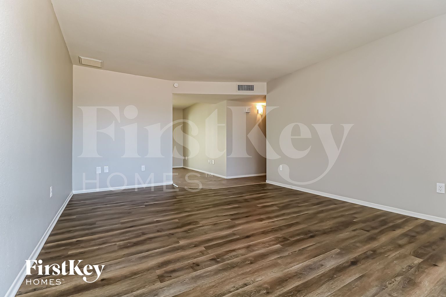 4720 W Larkspur Dr photo 4