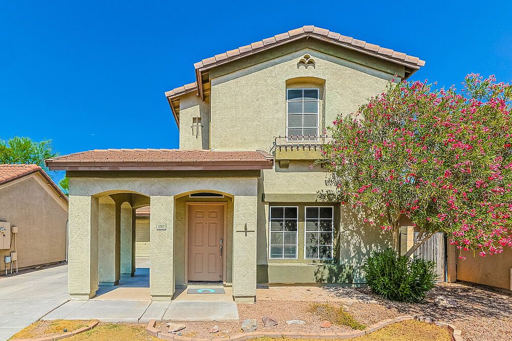 1782 S Rome St Gilbert, AZ 85295 photo 2