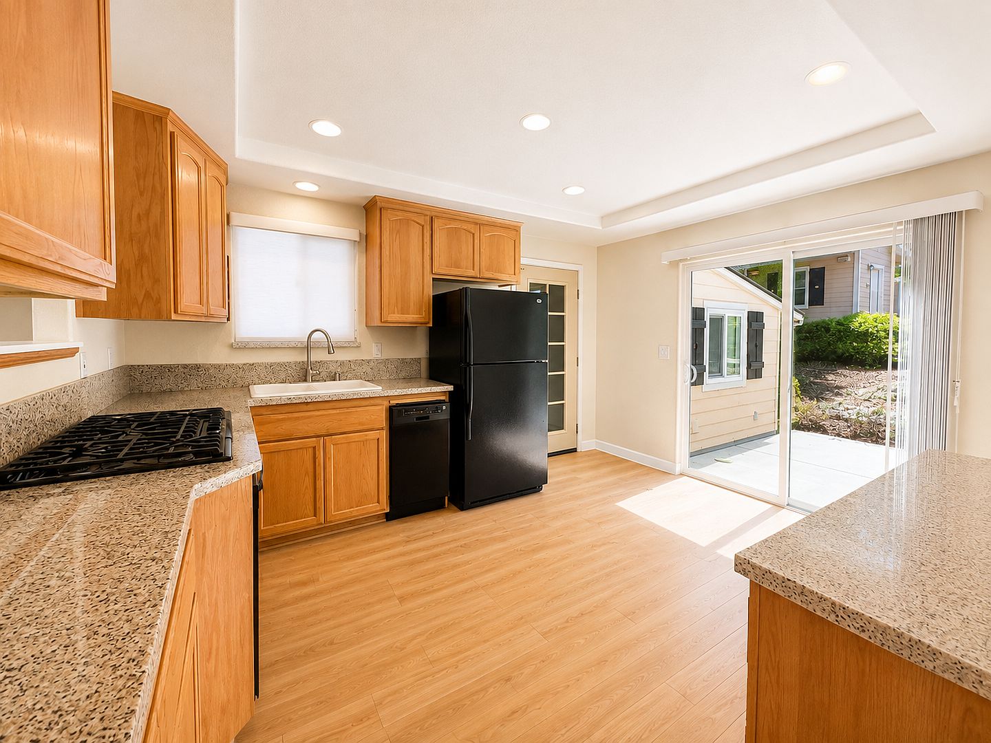 38034 Stenhammer Dr photo 3
