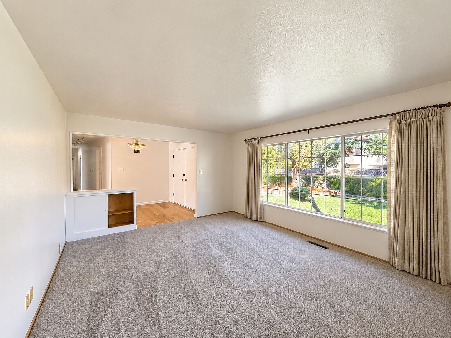711 Yaro Ct photo 2