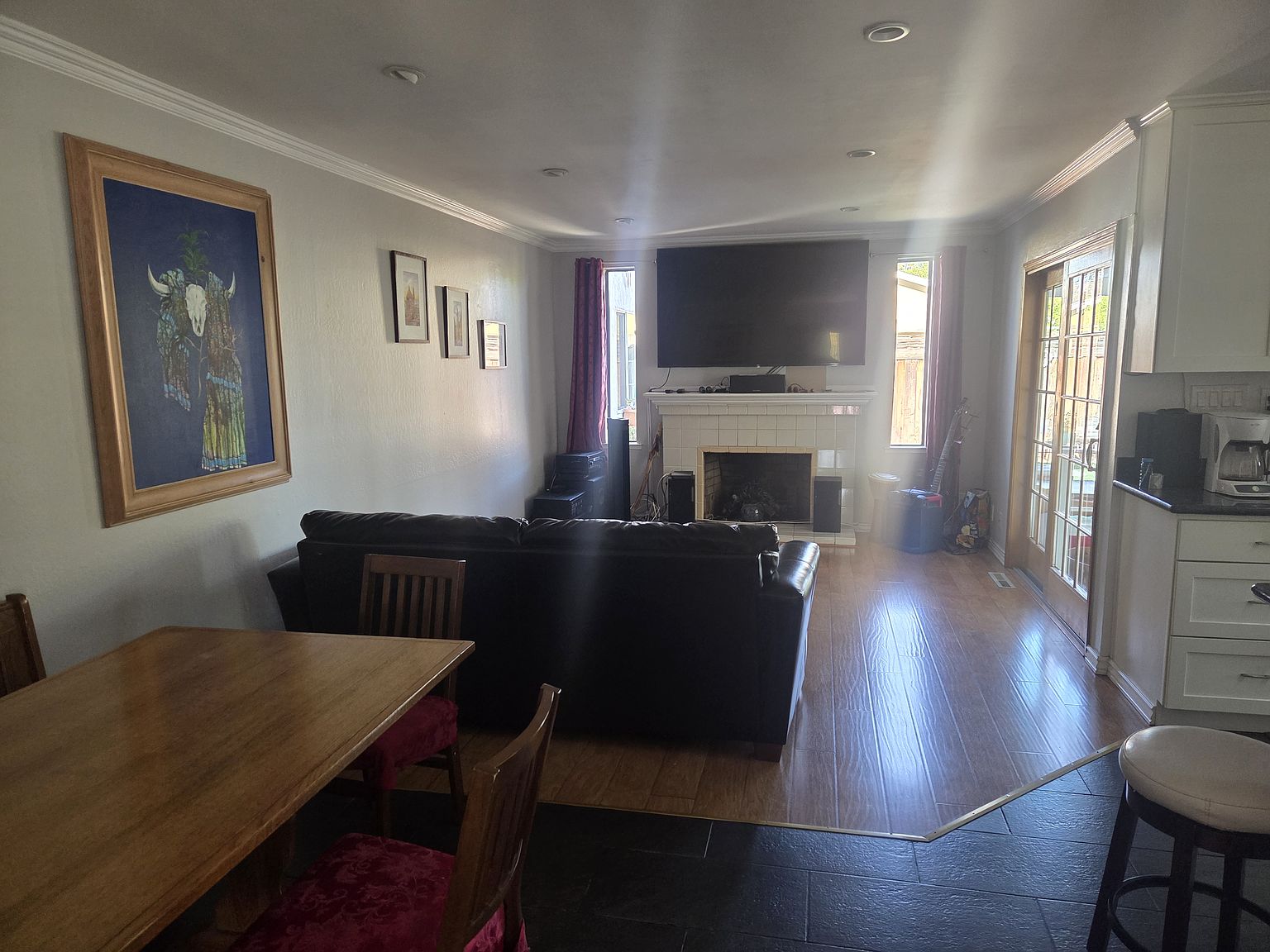 42607 Lerwick St photo 3