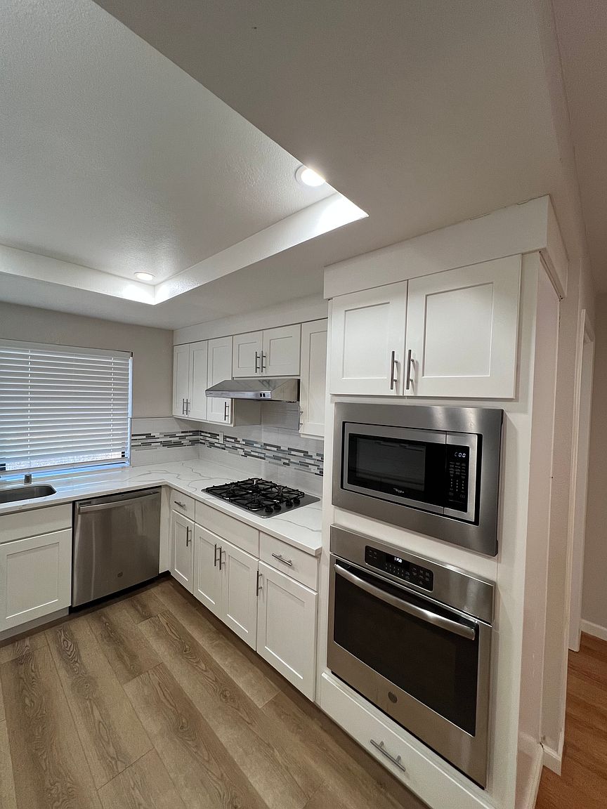 44277 Topaz Way photo 4