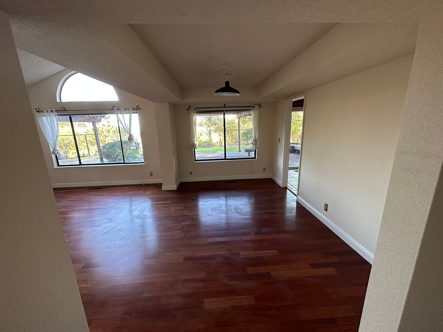 43663 Skye Rd photo 4
