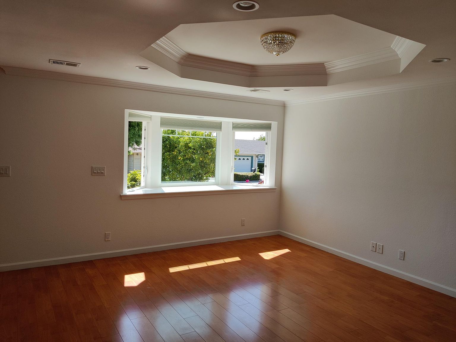47658 Zunic Dr photo 3
