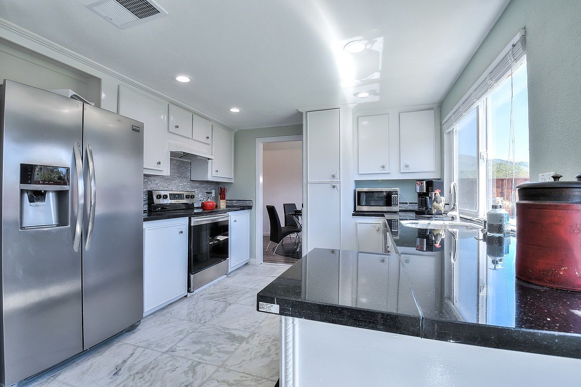 145 Tonopah Dr photo 3