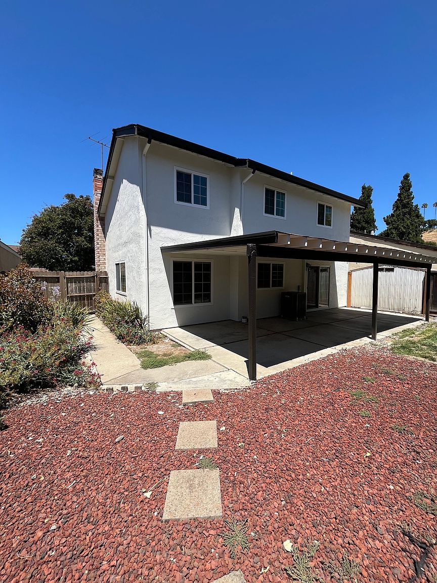 44518 Japala Pl photo 2