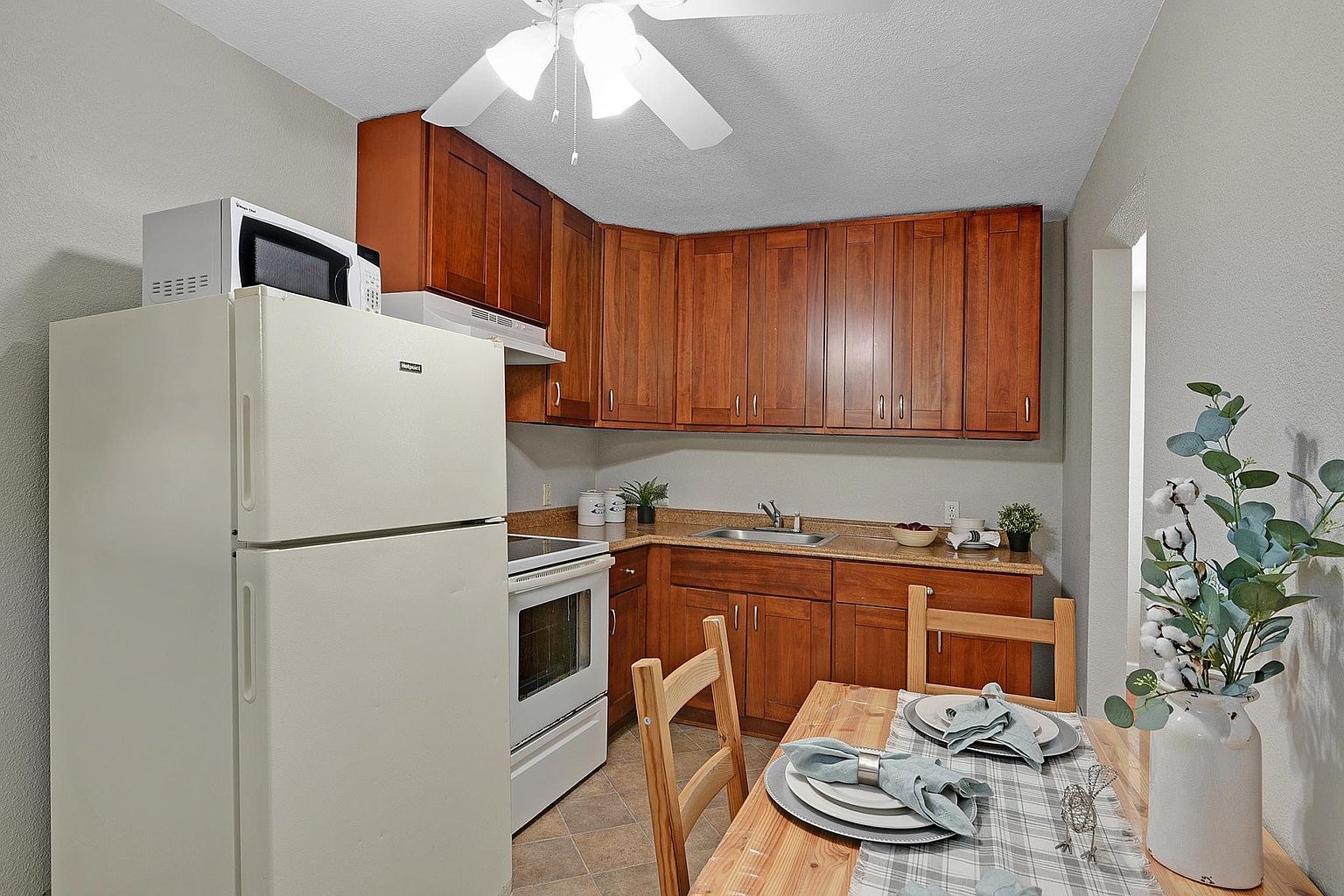 42241 Osgood Rd photo 3