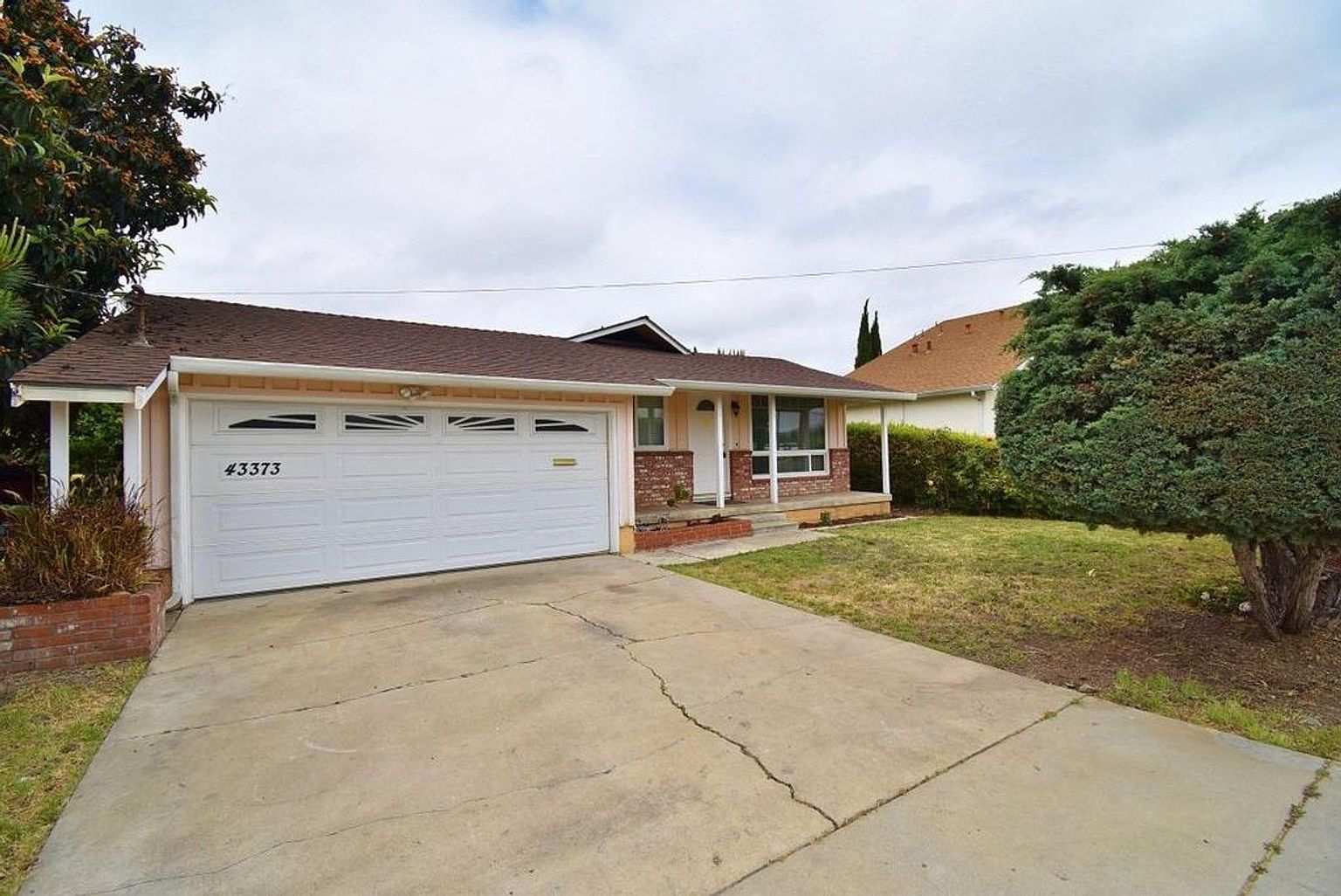 43373 Fremont Blvd photo 3