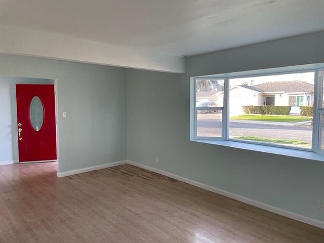 42838 Homewood St photo 5