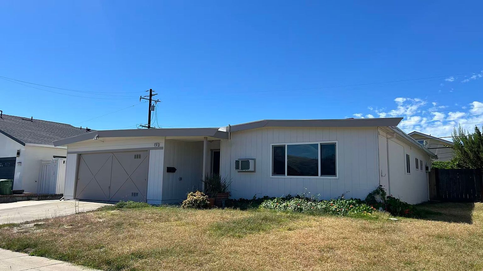 42881 Applewood St photo 2