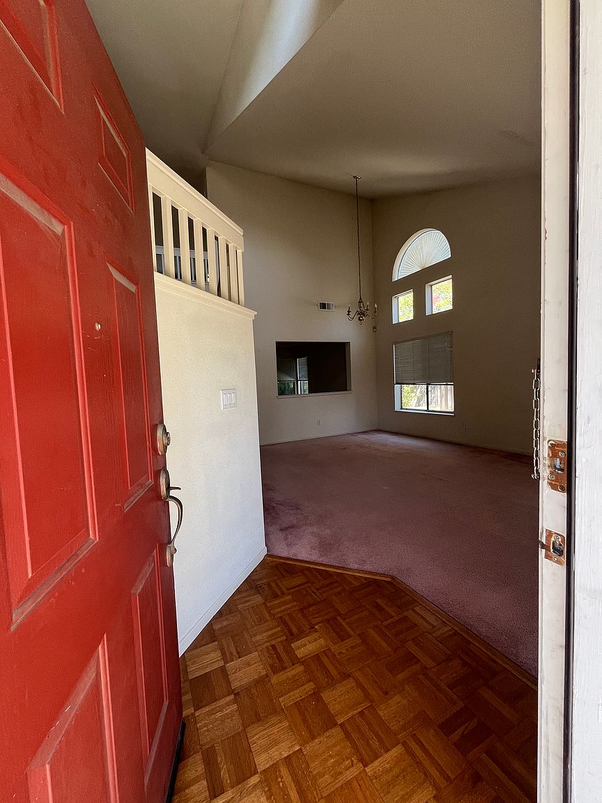 3BR/3BA Single Family House on Brighton Common · Fremont photo 3