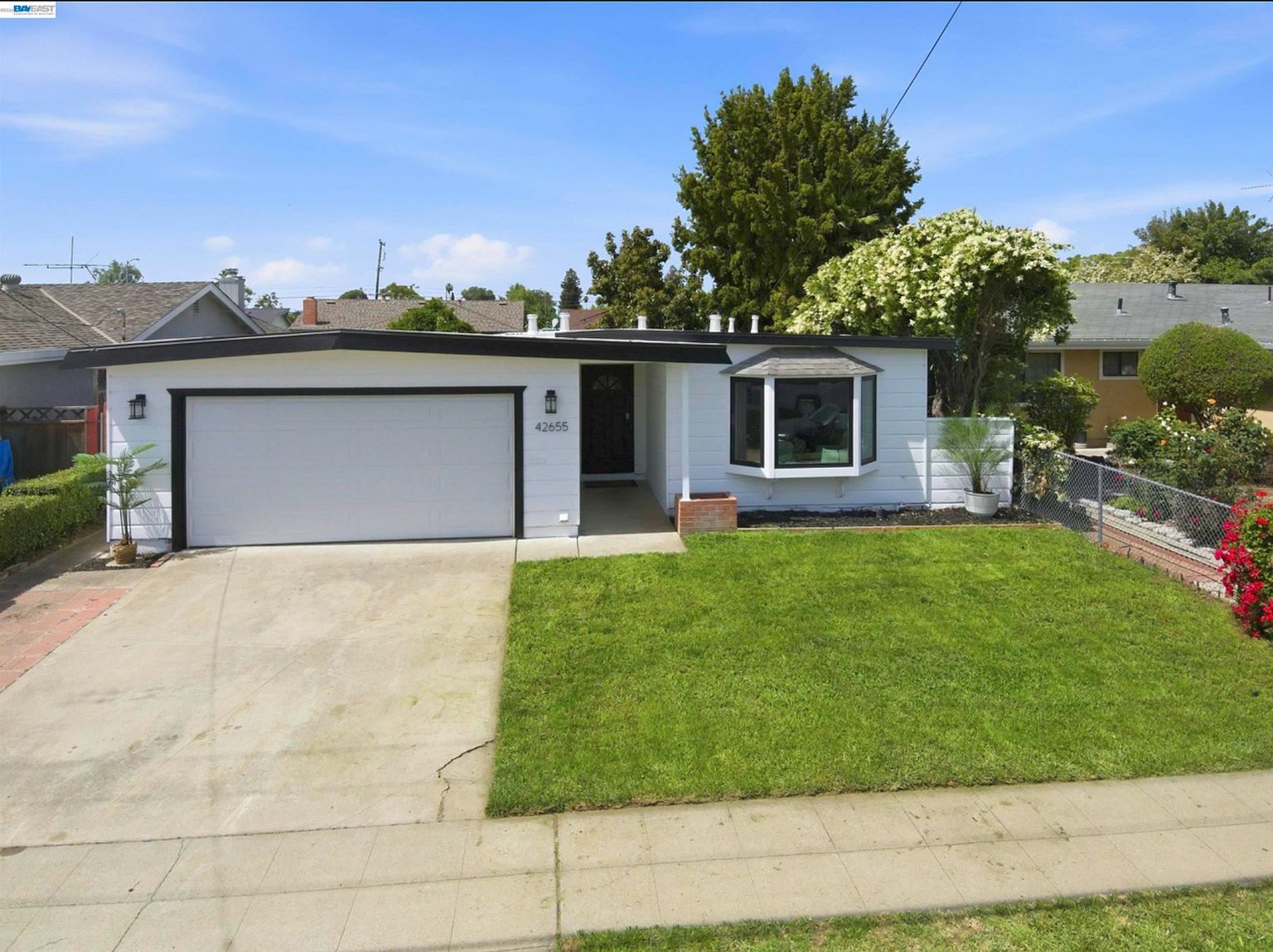 42655 Charleston Way photo 2