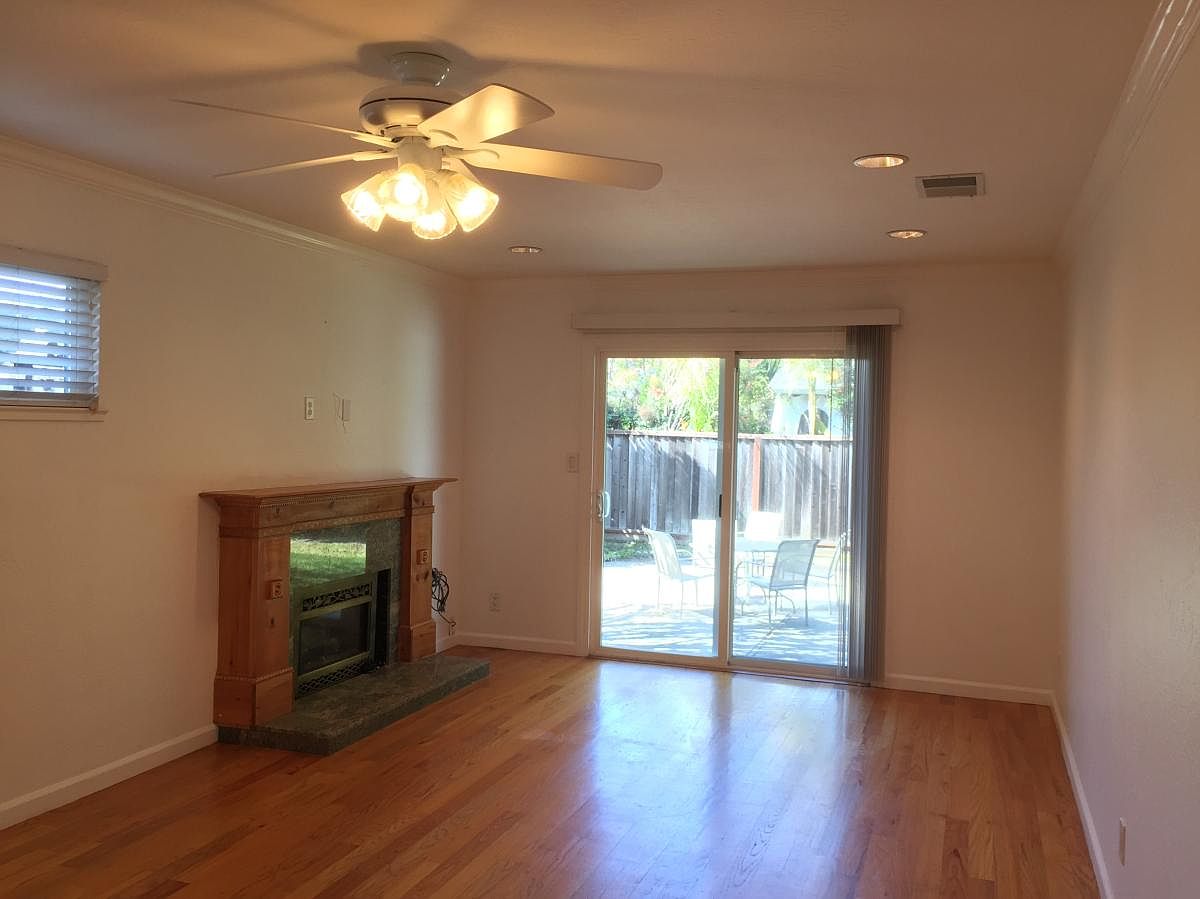 5467 Truman Pl photo 3
