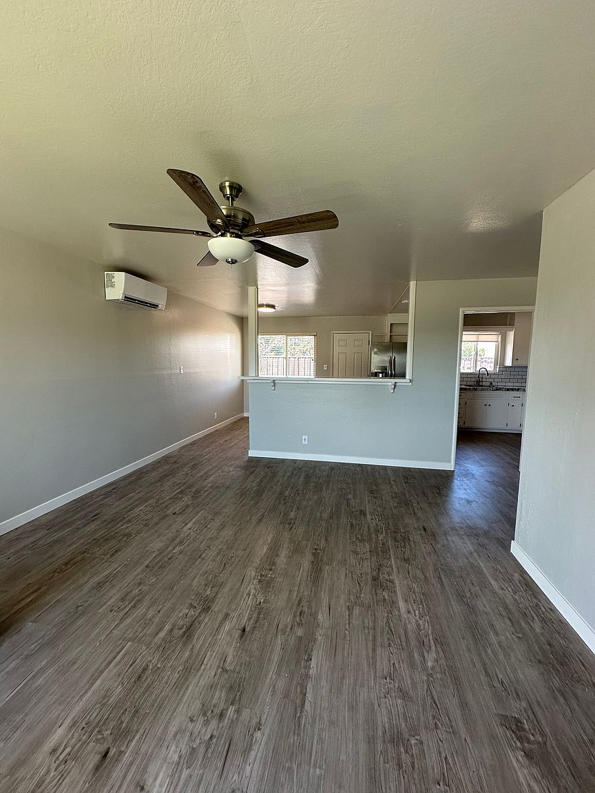 4575 Wheeler Dr photo 4