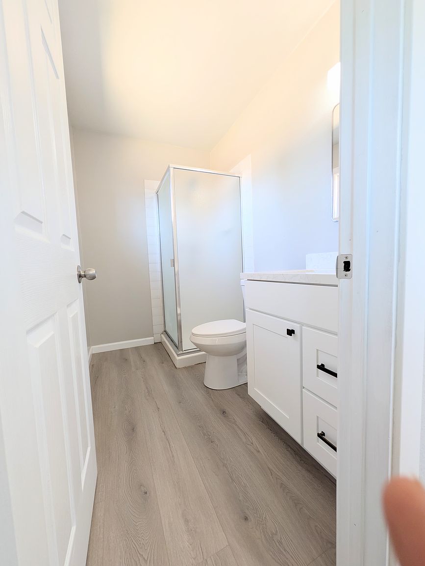 5438 Farina Ln photo 3