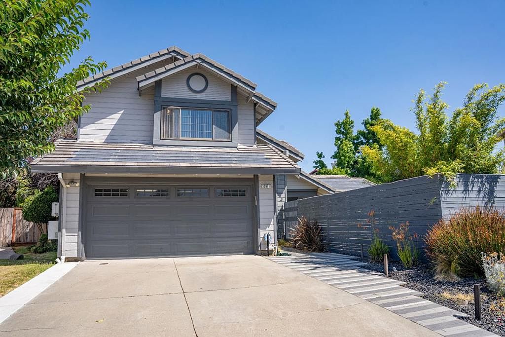 32811 Palmdale Ct photo 2