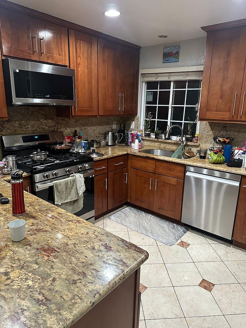 34454 Benedick Ln photo 3