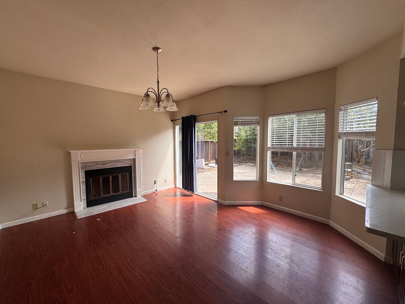 34306 Kenwood Dr photo 2