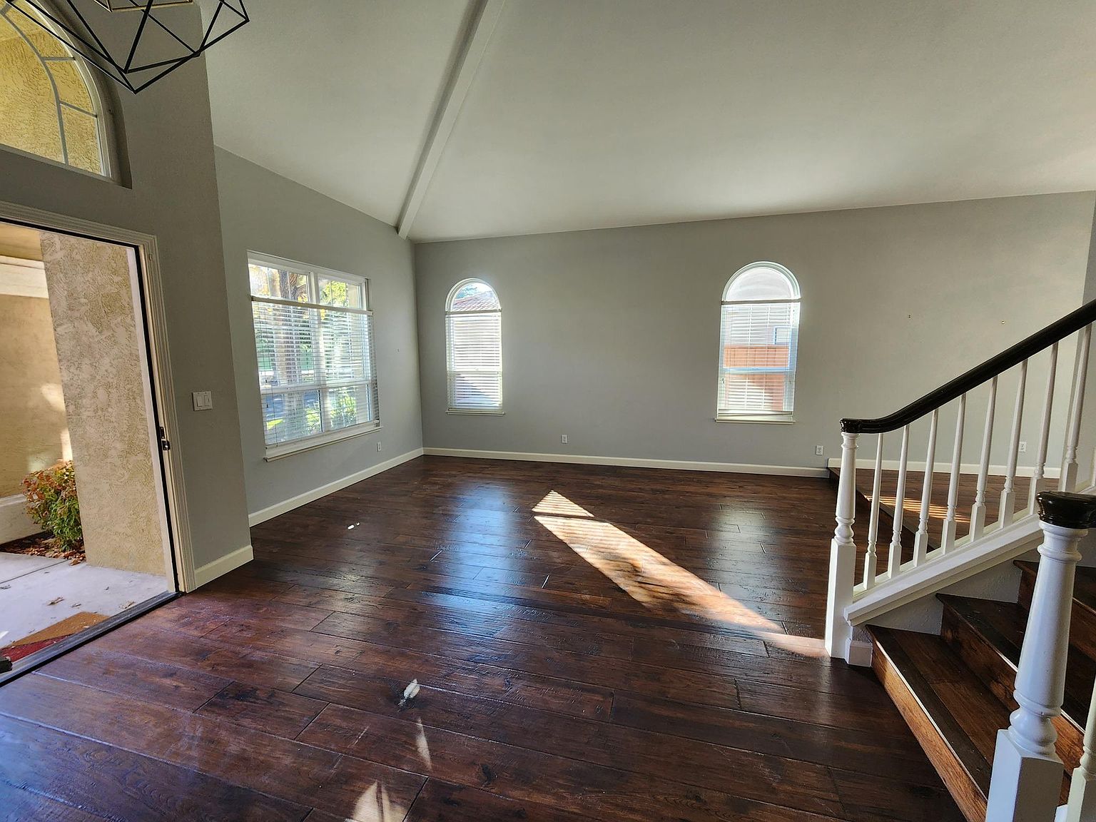 8178 Brighton Pl photo 2