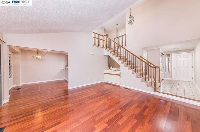 7816 Gate Way photo 5