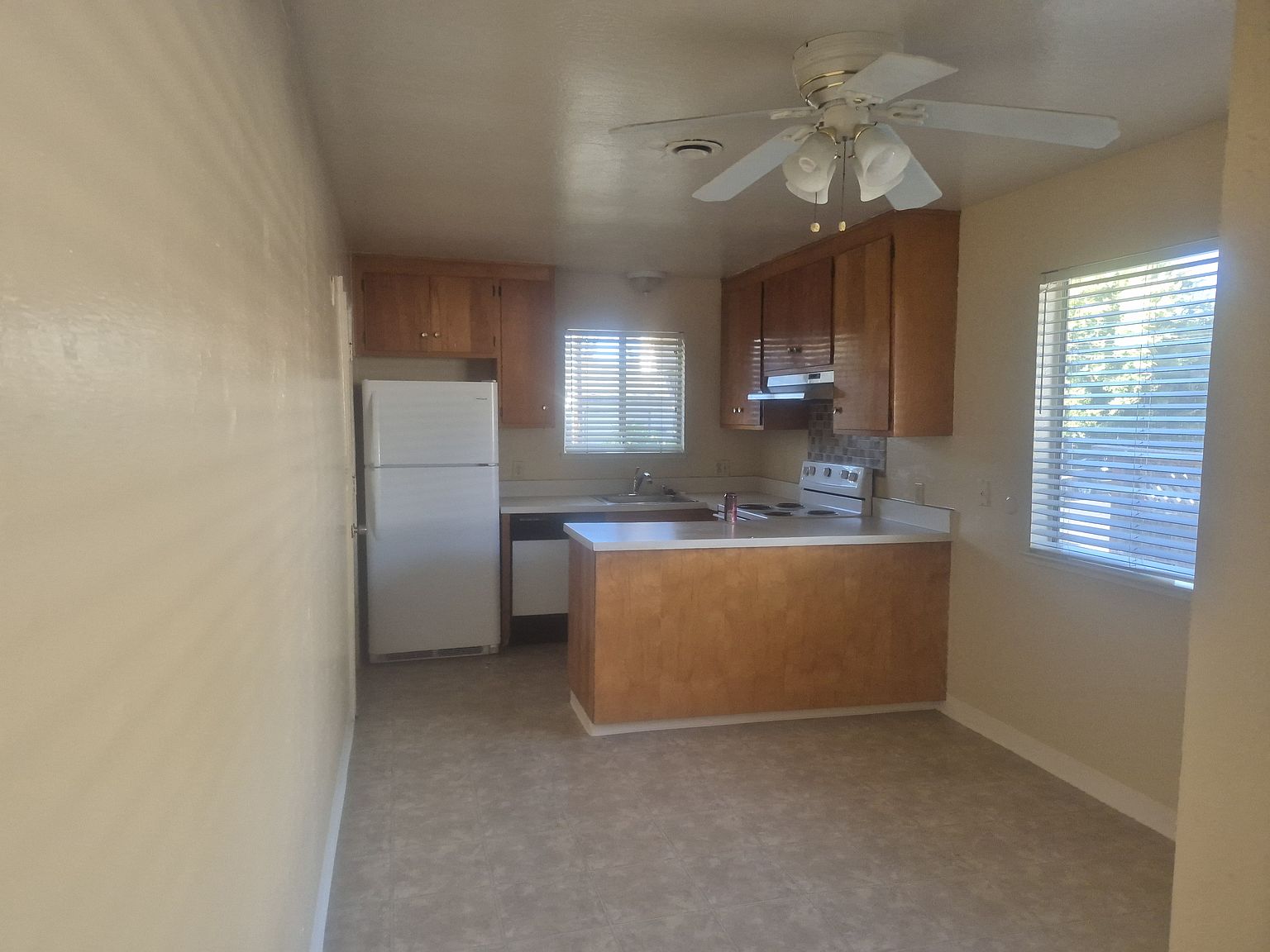 8644 Beverly Ln photo 2