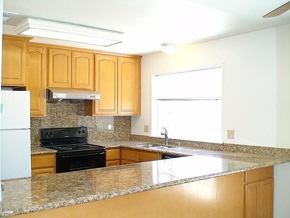 3887 Mesa Verde Ct photo 4