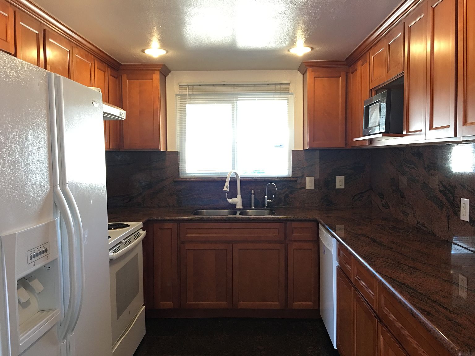 6728 Melody Ct photo 5