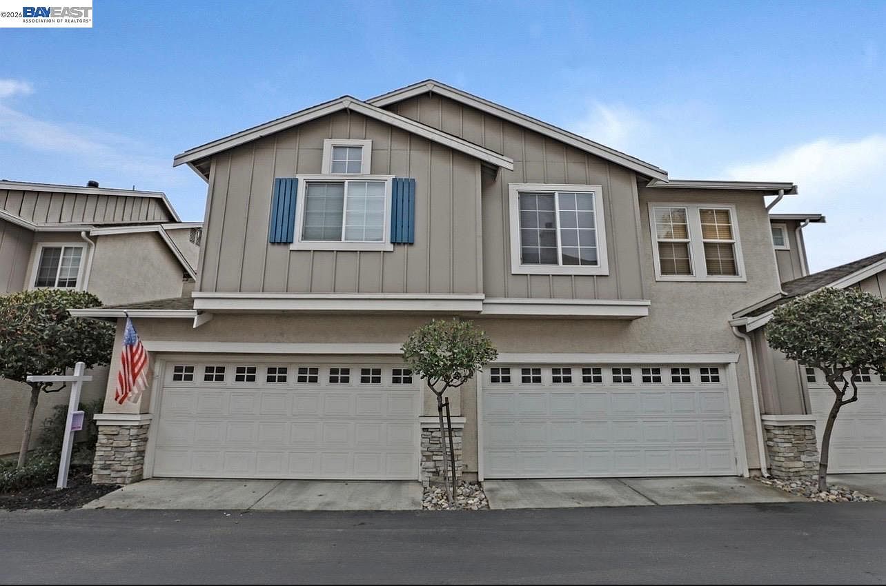 10741 Dulsie Ln photo 3