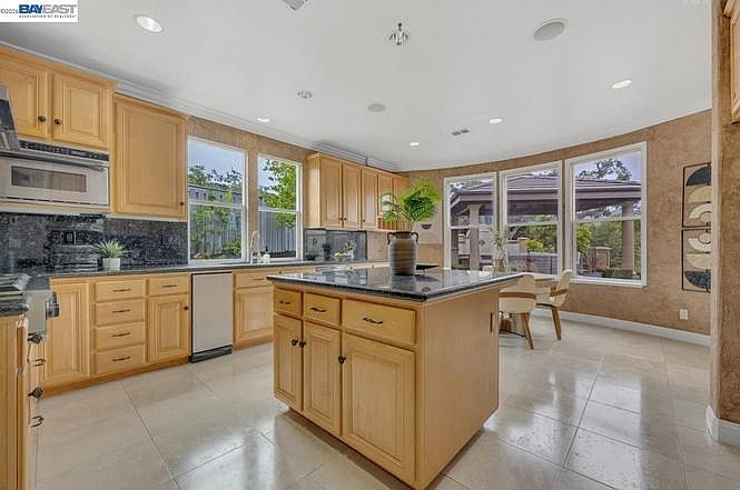 10872 Inspiration Cir photo 5