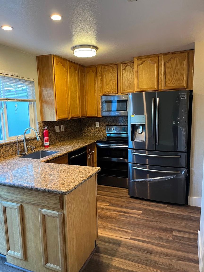3BR/2BA Other on Saginaw Cir · Pleasanton photo 2