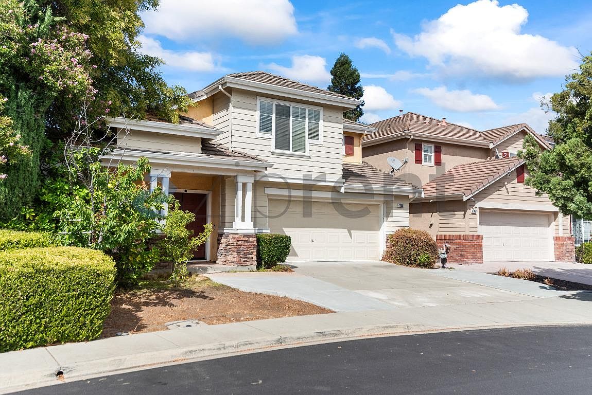 4755 Fawn Way photo 3