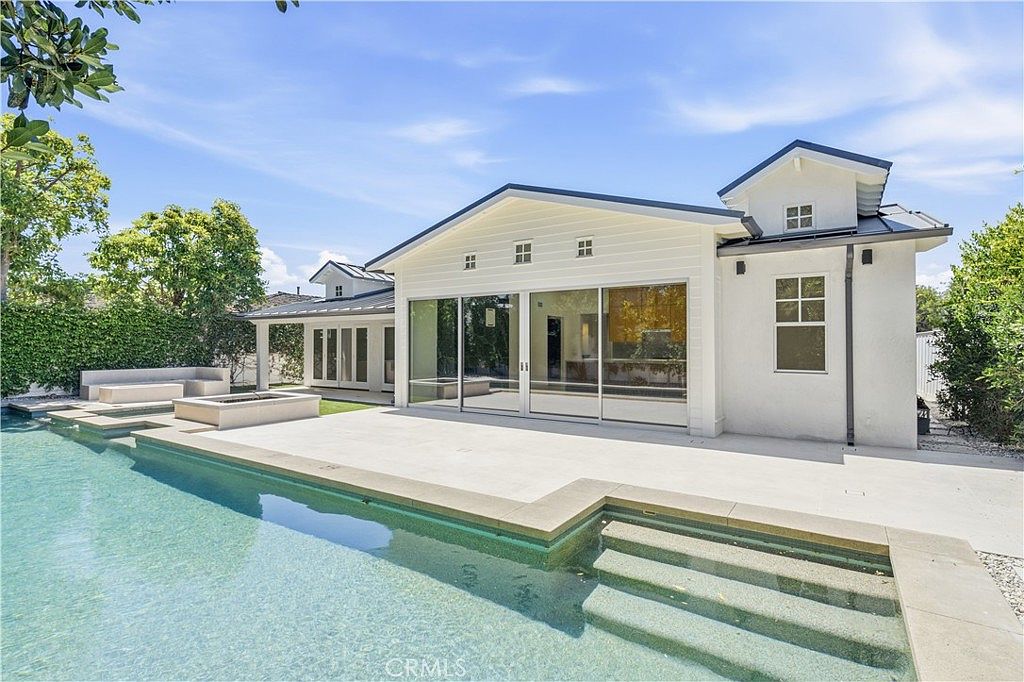 1312 Santanella Ter photo 3