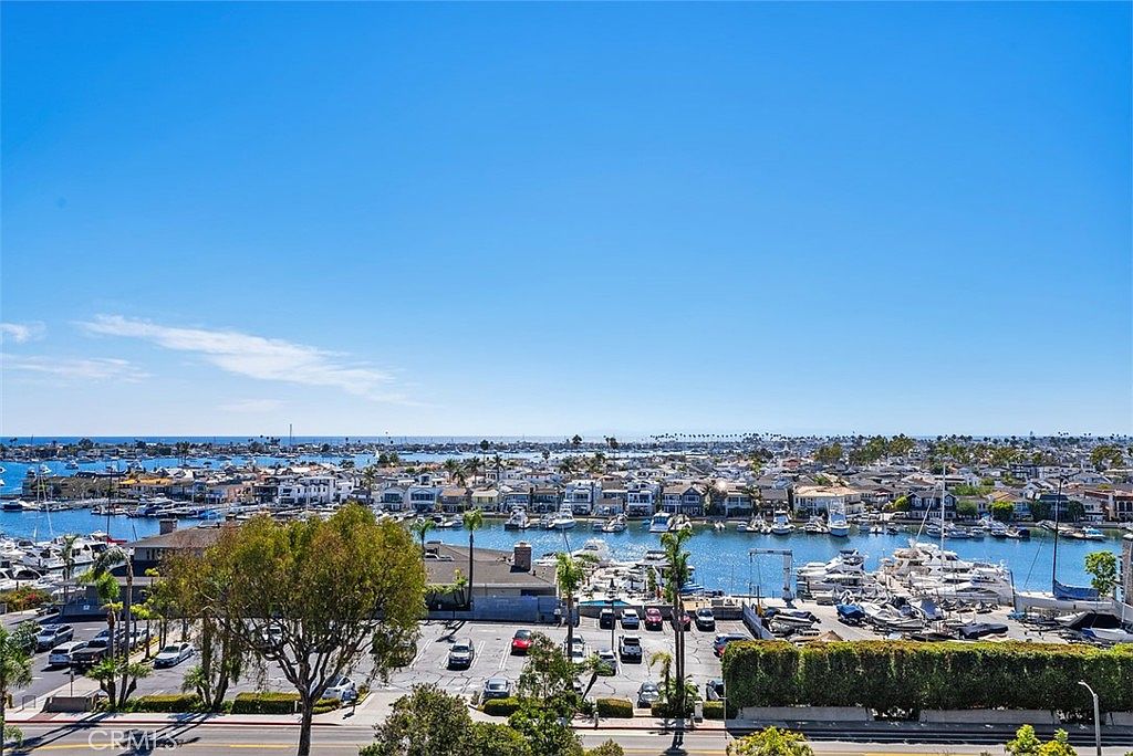 1535 Dolphin Ter photo 3
