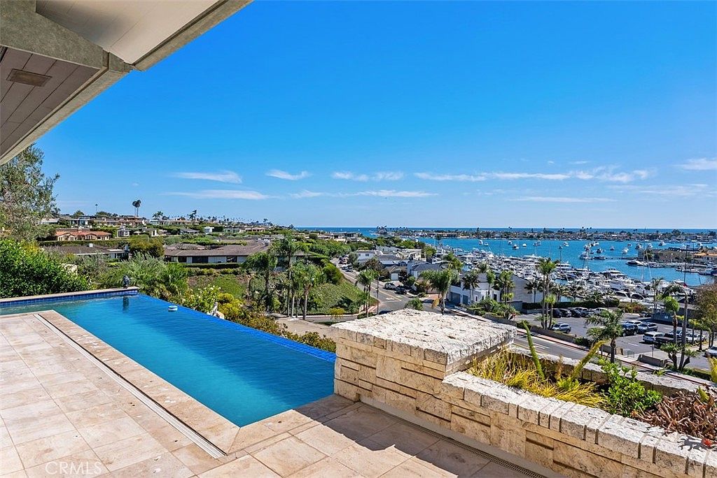 1535 Dolphin Ter photo 4