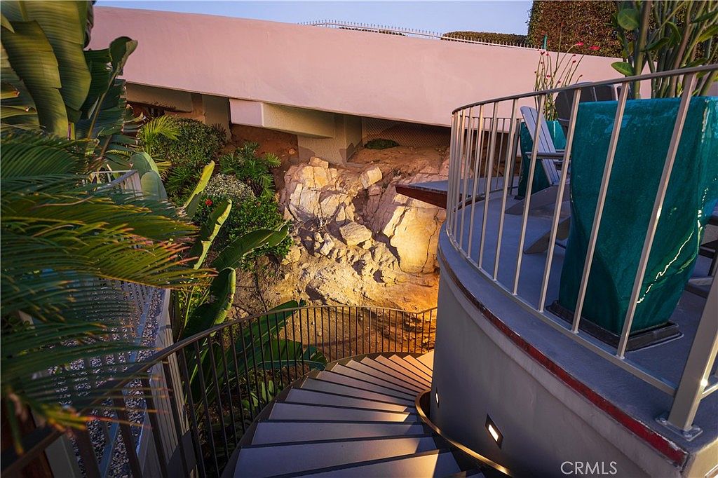 2901 Ocean Blvd photo 3