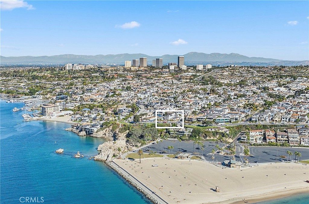 2824 Ocean Blvd photo 2