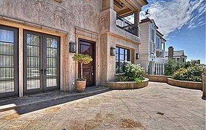 222 Iris Ave photo 4