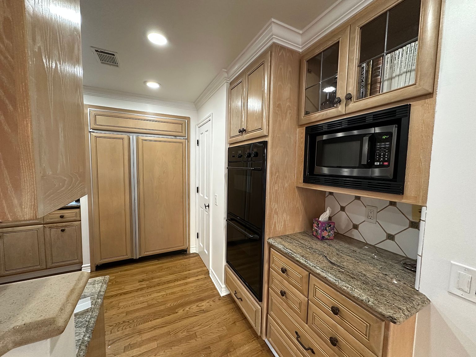 232 Jasmine Ave photo 5