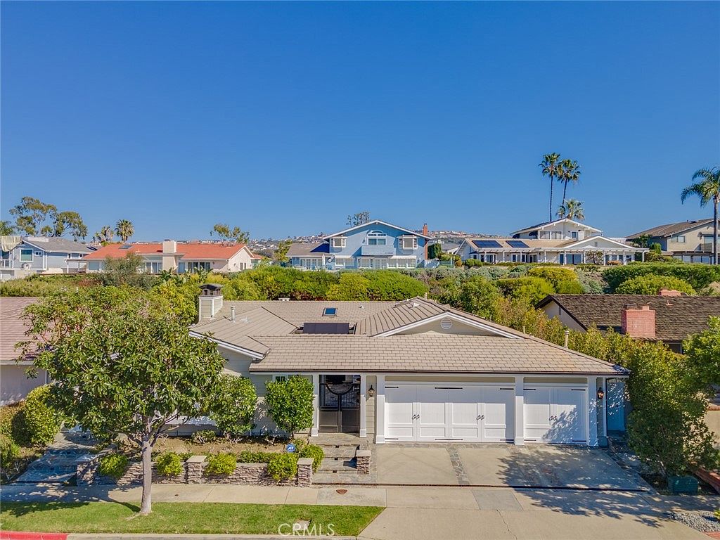1412 Seacrest Dr photo 2