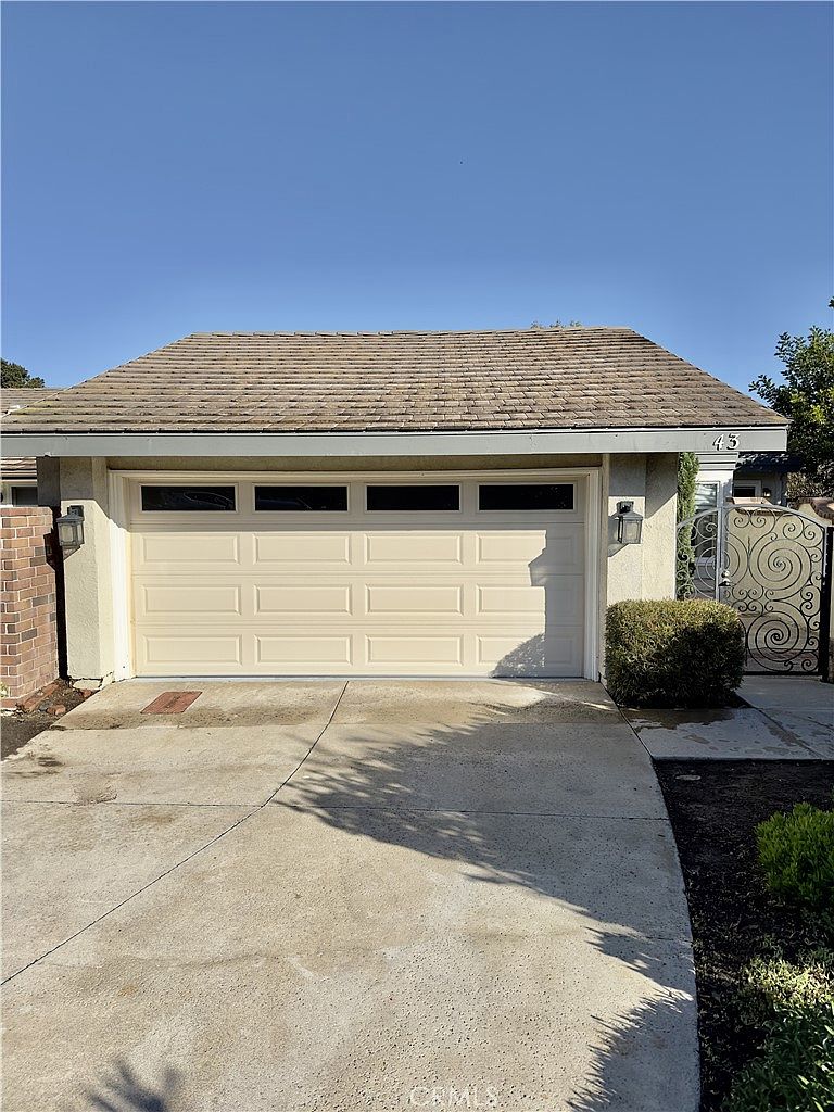 43 Beachcomber Dr photo 3